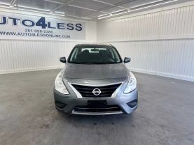 2017 NISSAN VERSA