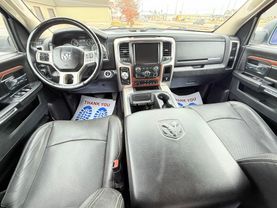 2017 RAM 1500 CREW CAB PICKUP V8, HEMI, 5.7 LITER LARAMIE PICKUP 4D 5 1/2 FT