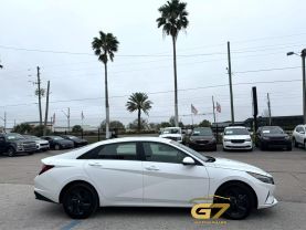 2023 Hyundai Elantra - Image 5