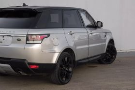 2016 Land Rover Range Rover Sport - Image 12