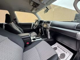 2016 TOYOTA 4RUNNER SUV V6, 4.0 LITER SR5 SPORT UTILITY 4D