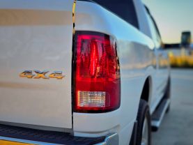 2016 RAM 1500 CREW CAB PICKUP V8, HEMI, 5.7 LITER SLT PICKUP 4D 5 1/2 FT