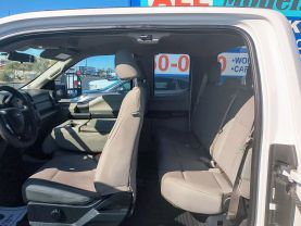 2017 FORD F250 SUPER DUTY SUPER CAB PICKUP V8, FLEX FUEL, 6.2 LITER XL PICKUP 4D 8 FT
