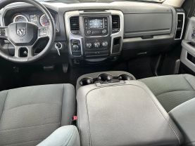 2016 RAM 1500 QUAD CAB PICKUP V8, HEMI, 5.7 LITER SLT PICKUP 4D 6 1/3 FT