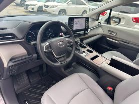 2022 TOYOTA SIENNA