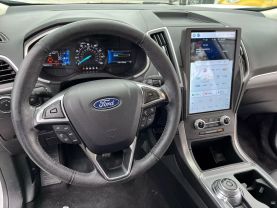2021 FORD EDGE SUV - AUTOMATIC -  V & B Auto Sales