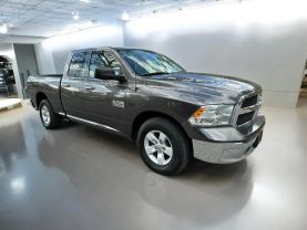 2016 RAM 1500 QUAD CAB PICKUP V8, HEMI, 5.7 LITER SLT PICKUP 4D 6 1/3 FT