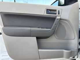 2010 FORD FOCUS