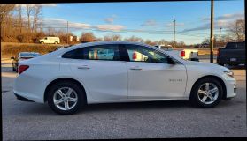 2019 Chevrolet Malibu Ls Sedan 4d - Image 6