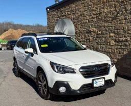 2019 SUBARU OUTBACK WAGON 6-CYL, 3.6 LITER 3.6R LIMITED WAGON 4D - Gesner Auto Inc in Taunton, MA, 41.88613, -71.14527