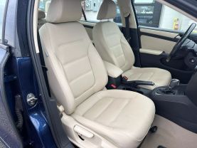 Used 2012 VOLKSWAGEN JETTA SEDAN 5-CYL, 2.5 LITER 2.5L SE SEDAN 4D - LA Auto Star located in Virginia Beach, VA