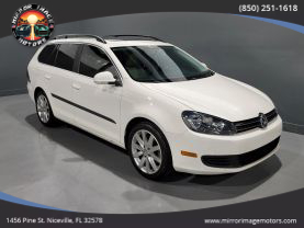 2013 Volkswagen Jetta Sportwagen - - Image 1