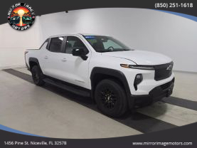 2024 Chevrolet Silverado Ev - - Image 1