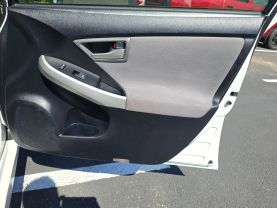 2015 TOYOTA PRIUS HATCHBACK 4-CYL, HYBRID, 1.8 LITER FOUR HATCHBACK 4D