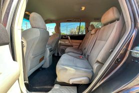2011 TOYOTA HIGHLANDER SUV - AUTOMATIC - Gentle Carmen Auto