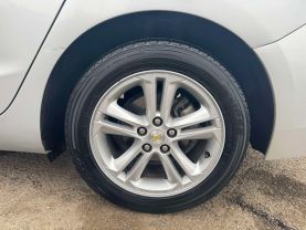 2017 CHEVROLET CRUZE SEDAN 4-CYL, TURBO, 1.4 LITER LT SEDAN 4D