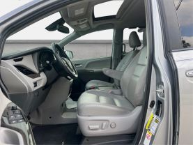 2018 TOYOTA SIENNA