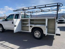2015 FORD F250 SUPER DUTY SUPER CAB 8FT KNAPHEIDE SERVICE BED TRUCK SERVICE/UTILITY TRUCKS V8, FLEX FUEL, 6.2 LITER XL PICKUP 4D 8 FT - Eddies Auto Sales