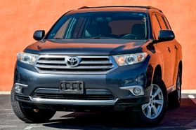 2011 TOYOTA HIGHLANDER SUV - AUTOMATIC - Gentle Carmen Auto