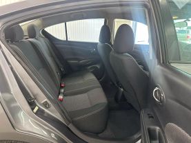 2017 NISSAN VERSA