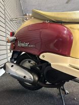 2002 TWIST & GO VENICE - - -