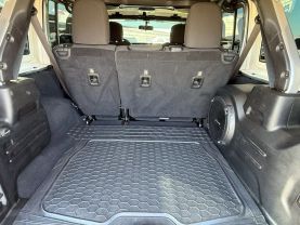 2018 JEEP WRANGLER UNLIMITED SUV 4-CYL, TURBO, 2.0 LITER ALL NEW SPORT SUV 4D