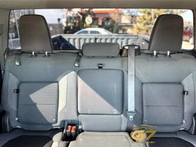 2019 Chevrolet Silverado 1500 Crew Cab - Image 13