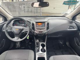2017 CHEVROLET CRUZE SEDAN 4-CYL, TURBO, 1.4 LITER LT SEDAN 4D