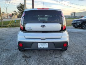 2017 KIA SOUL WAGON 4-CYL, 1.6 LITER WAGON 4D
