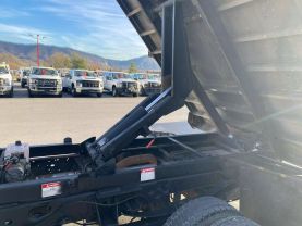 2011 FORD F450 SUPER DUTY REGULAR CAB 9FT DUMP TRUCK DUMP TRUCKS V10, 6.8 LITER 141" W.B. 2D - Eddies Auto Sales