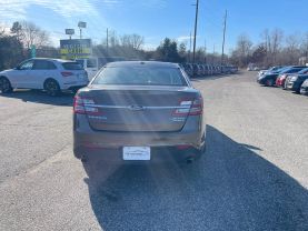 2015 FORD TAURUS