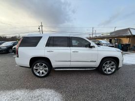 2019 CADILLAC ESCALADE SUV V8, 6.2 LITER LUXURY SPORT UTILITY 4D