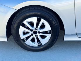 2016 TOYOTA PRIUS HATCHBACK 4-CYL, HYBRID, 1.8 LITER TWO HATCHBACK 4D