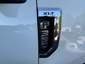 2021 FORD F350 SUPER DUTY CREW CAB PICKUP V8, TURBO DIESEL, 6.7 LITER XLT PICKUP 4D 8 FT