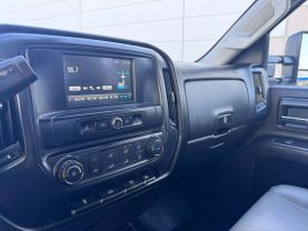 2017 Chevrolet Silverado 3500 Hd Crew Cab & Chassis - Image 41
