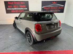 2017 MINI HARDTOP 2 DOOR HATCHBACK 3-CYL, TURBO, 1.5 LITER COOPER HATCHBACK 2D