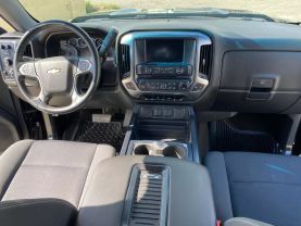 2017 CHEVROLET SILVERADO 1500 CREW CAB PICKUP V8, ECOTEC3, 5.3 LITER LT PICKUP 4D 5 3/4 FT