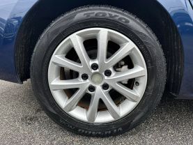 Used 2012 VOLKSWAGEN JETTA SEDAN 5-CYL, 2.5 LITER 2.5L SE SEDAN 4D - LA Auto Star located in Virginia Beach, VA