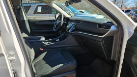2024 Jeep Grand Cherokee - Image 8
