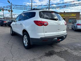 2011 Chevrolet Traverse - Image 5