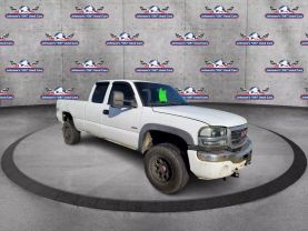 2003 GMC SIERRA 2500 HD EXTENDED CAB PICKUP V8, TURBO DIESEL, 6.6L SLE PICKUP 4D 6 1/2 FT