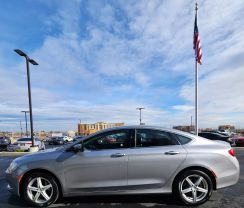 2016 CHRYSLER 200 SEDAN 4-CYL, MULTIAIR, FF, 2.4L LIMITED SEDAN 4D - The Auto Lot