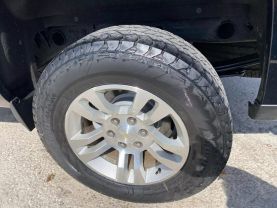 2017 CHEVROLET SILVERADO 1500 CREW CAB PICKUP V8, ECOTEC3, 5.3 LITER LT PICKUP 4D 5 3/4 FT