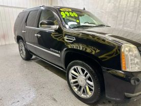 2009 CADILLAC ESCALADE SUV V8, VORTEC, 6.2 LITER SPORT UTILITY 4D