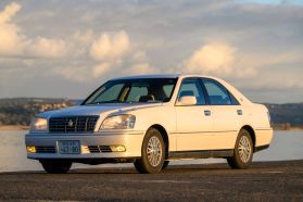 1999 TOYOTA CROWN SEDAN 2JZ-FSE ROYAL SALOON G
