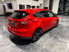 2013 FORD FOCUS HATCHBACK 4-CYL, PZEV, 2.0 LITER SE HATCHBACK 4D