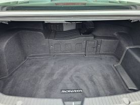 2012 HYUNDAI SONATA SEDAN 4-CYL, HYBRID, 2.4 LITER HYBRID SEDAN 4D