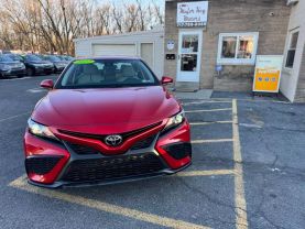 2022 TOYOTA CAMRY SEDAN 4-CYL, 2.5 LITER SE SEDAN 4D at Major Key Motors - used car dealership in Lebanon, PA.