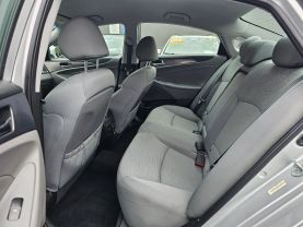 2012 HYUNDAI SONATA SEDAN 4-CYL, HYBRID, 2.4 LITER HYBRID SEDAN 4D