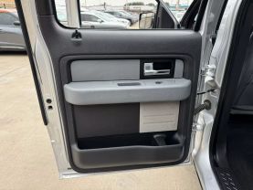 2013 FORD F150 SUPERCREW CAB PICKUP V6, FLEX FUEL, 3.7 LITER XL PICKUP 4D 5 1/2 FT at Motors On Wheels - used car dealership in Houston, Texas.